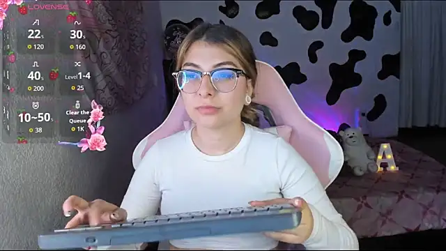 abbie jensen  online show from 02/09/26, 04:21