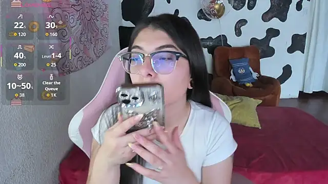 abbie jensen  online show from 10/26/25, 02:28