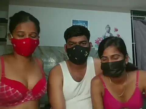 Tamil india couples  online show from 02/27/26, 06:08