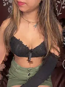 Scarlett 1819 online show from 02/19/26, 05:43