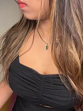 Scarlett 1819 online show from 04/07/26, 06:43