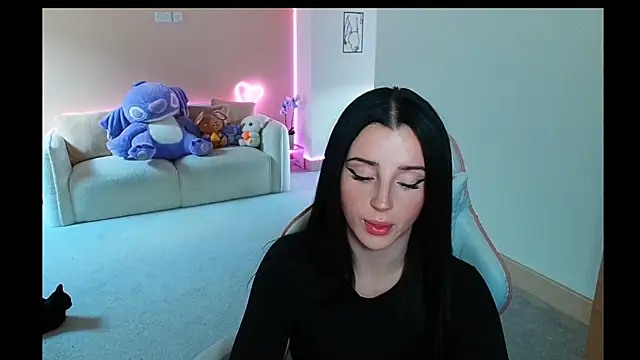 itsmais online show from 10/21/25, 10:03