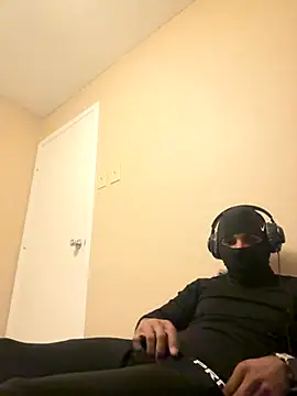 Snapshot of El_matatan_XD123 chatting on 11/30/25, 05:08 El matatan XD123 online show from 11/30/25, 05:08