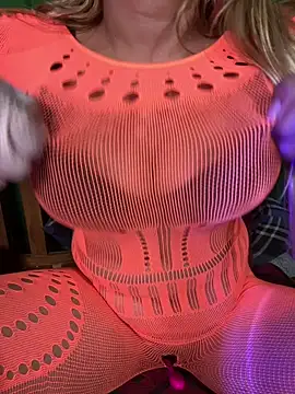 CANDY-3 online show from 02/04/26, 05:52