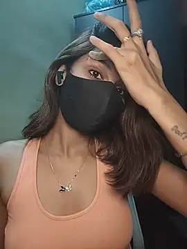 Isha Sax online show from 02/03/26, 12:54