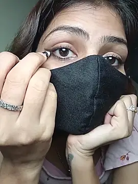 Isha Sax online show from 11/09/25, 07:12