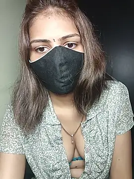 Isha Sax online show from 11/18/25, 07:33