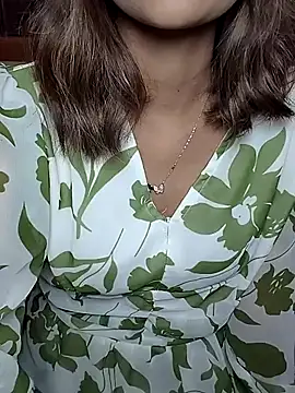 Isha Sax online show from 02/11/26, 04:29