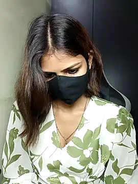 Isha Sax online show from 10/04/25, 06:15