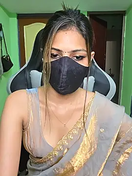 Isha Sax online show from 04/12/26, 06:11