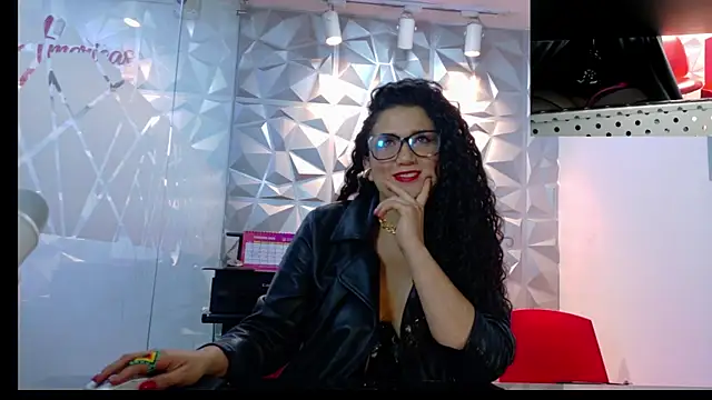 Snapshot of Dakota_Rainbow22 chatting on 02/15/26, 07:42 Dakota Rainbow22 online show from 02/15/26, 07:42