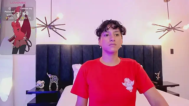 Snapshot of niia7 chatting on 11/20/25, 07:36 niia7 online show from 11/20/25, 07:36