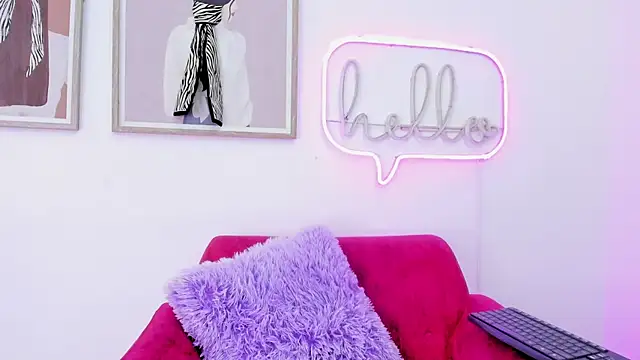 niia7 online show from 06/20/26, 07:08