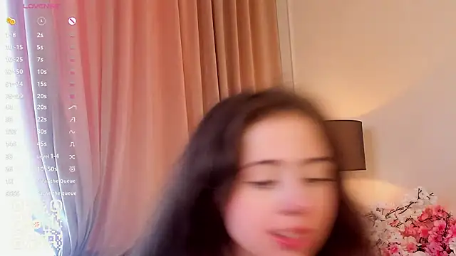 Snapshot of JulianaChapel chatting on 09/22/25, 08:42 JulianaChapel online show from 09/22/25, 08:42