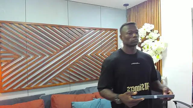 Snapshot of MarcusBlack_ chatting on 11/24/25, 11:32 MarcusBlack online show from 11/24/25, 11:32