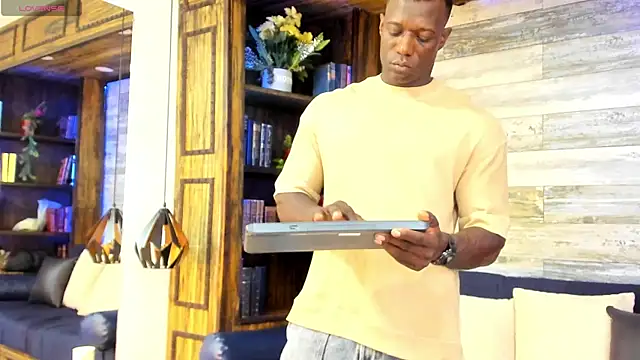 Snapshot of MarcusBlack_ chatting on 07/11/26, 11:54 MarcusBlack online show from 07/11/26, 11:54