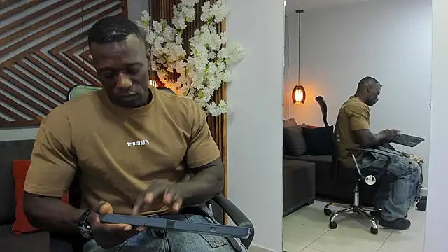 MarcusBlack  online show from 02/12/26, 03:01