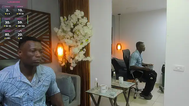 Snapshot of MarcusBlack_ chatting on 10/28/25, 11:31 MarcusBlack online show from 10/28/25, 11:31