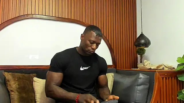Snapshot of MarcusBlack_ chatting on 05/20/26, 12:24 MarcusBlack online show from 05/20/26, 12:24