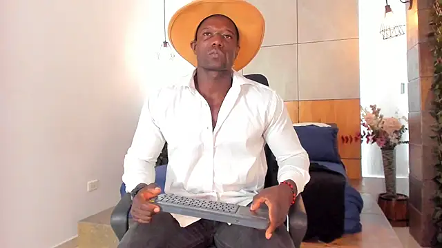 Snapshot of MarcusBlack_ chatting on 07/28/26, 03:21 MarcusBlack online show from 07/28/26, 03:21
