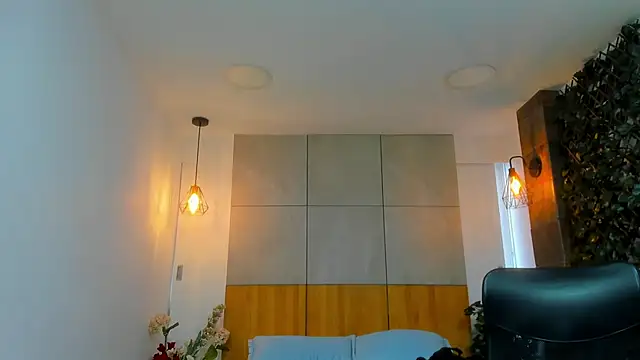 Snapshot of MarcusBlack_ chatting on 10/09/25, 11:22 MarcusBlack online show from 10/09/25, 11:22