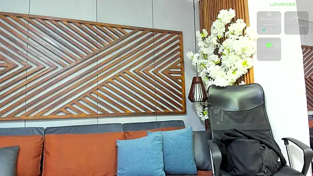 Snapshot of MarcusBlack_ chatting on 11/19/25, 11:43 MarcusBlack online show from 11/19/25, 11:43