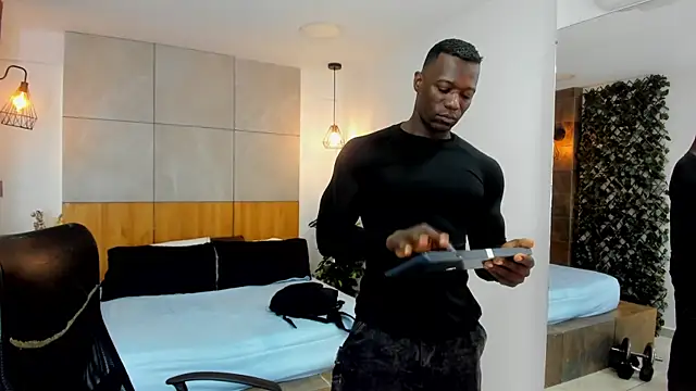 Snapshot of MarcusBlack_ chatting on 12/05/25, 11:42 MarcusBlack online show from 12/05/25, 11:42