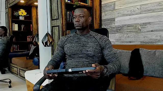 MarcusBlack  online show from 12/21/25, 04:30