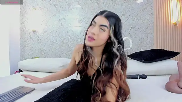 Antonella west online show from 10/10/25, 08:09