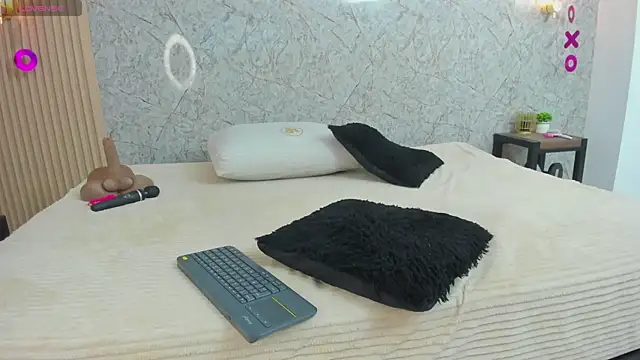 Antonella west online show from 03/09/26, 09:51