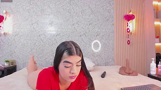 Snapshot of Antonella_west chatting on 02/21/26, 09:39 Antonella west online show from 02/21/26, 09:39