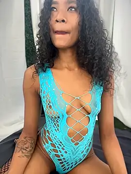 SweetCheeksXXX online show from 04/11/26, 09:40