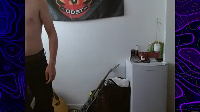 lustylyndon online show from 09/28/25, 05:42