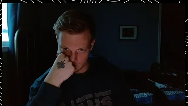 lustylyndon online show from 12/13/25, 08:04