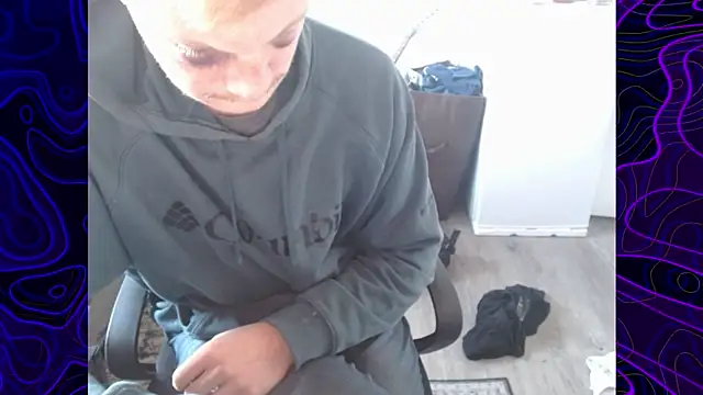 lustylyndon online show from 09/27/25, 04:46