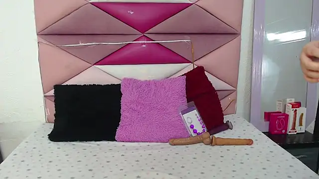 jazminslut online show from 10/11/25, 01:17