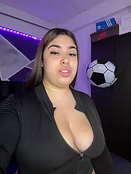 Snapshot of jazminslut chatting on 07/05/26, 03:00 jazminslut online show from 07/05/26, 03:00