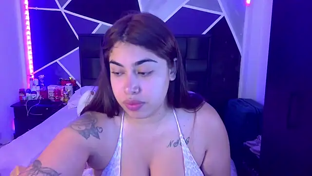Snapshot of jazminslut chatting on 03/22/26, 03:10 jazminslut online show from 03/22/26, 03:10