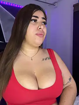 Snapshot of jazminslut chatting on 06/08/26, 03:29 jazminslut online show from 06/08/26, 03:29