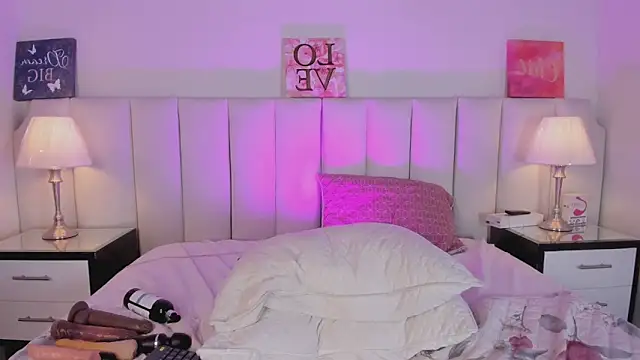 lizy portman online show from 11/09/25, 09:13