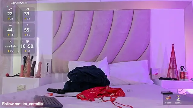 AnnahiBaker online show from 12/17/25, 10:59