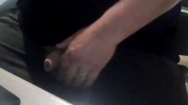 Snapshot of latexsub75 chatting on 01/14/26, 11:19 latexsub75 online show from 01/14/26, 11:19