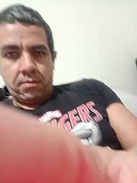 Homempintudo online show from 04/18/26, 06:16