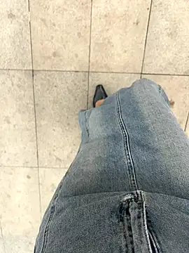 Snapshot of xiaoyuan01 chatting on 09/20/25, 01:54 xiaoyuan01 online show from 09/20/25, 01:54