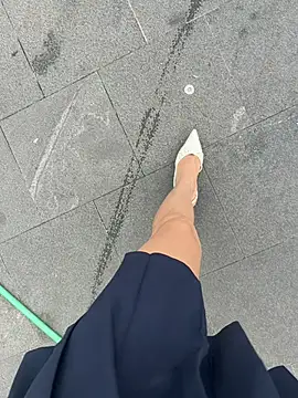 xiaoyuan01 online show from 05/28/26, 01:24