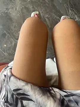 Snapshot of xiaoyuan01 chatting on 09/14/25, 01:39 xiaoyuan01 online show from 09/14/25, 01:39