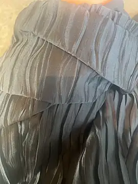 xiaoyuan01 online show from 12/20/25, 01:52