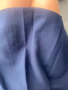 Snapshot of xiaoyuan01 chatting on 10/05/25, 12:56 xiaoyuan01 online show from 10/05/25, 12:56