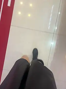 xiaoyuan01 online show from 04/10/26, 03:13