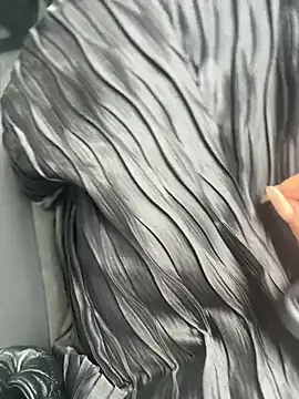 Snapshot of xiaoyuan01 chatting on 09/23/25, 01:45 xiaoyuan01 online show from 09/23/25, 01:45